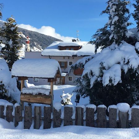 Haus Cosso Apartment Villabassa Bagian luar foto